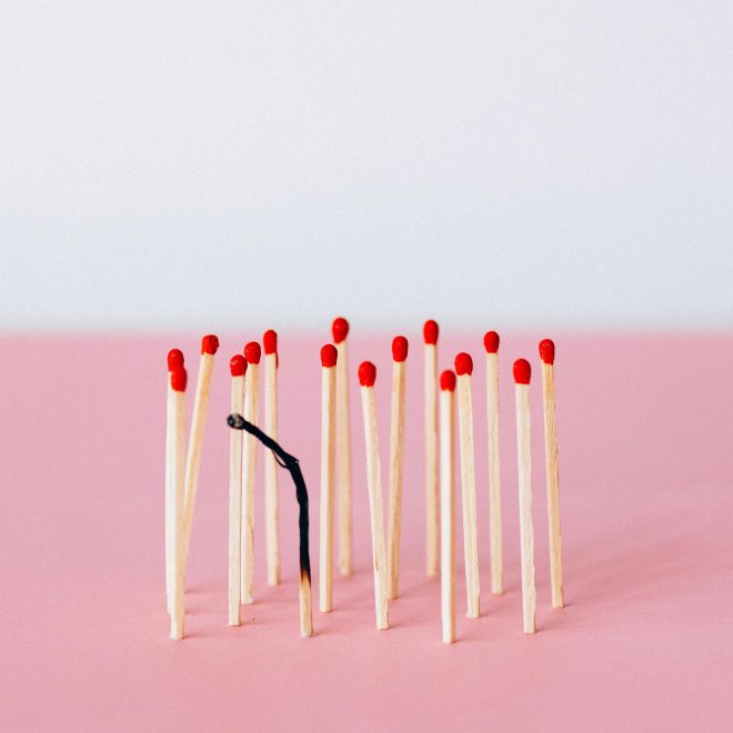 Η Σιωπηλή Εξουθένωση: Όταν η Ζωή Σου Σβήνει Σιγά Σιγά κι εσύ ούτε που το καταλάβαίνεις