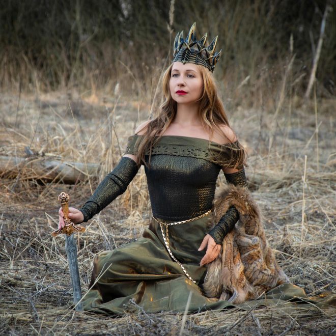 Όταν Σταματάς να Περιμένεις να σε Σώσουν